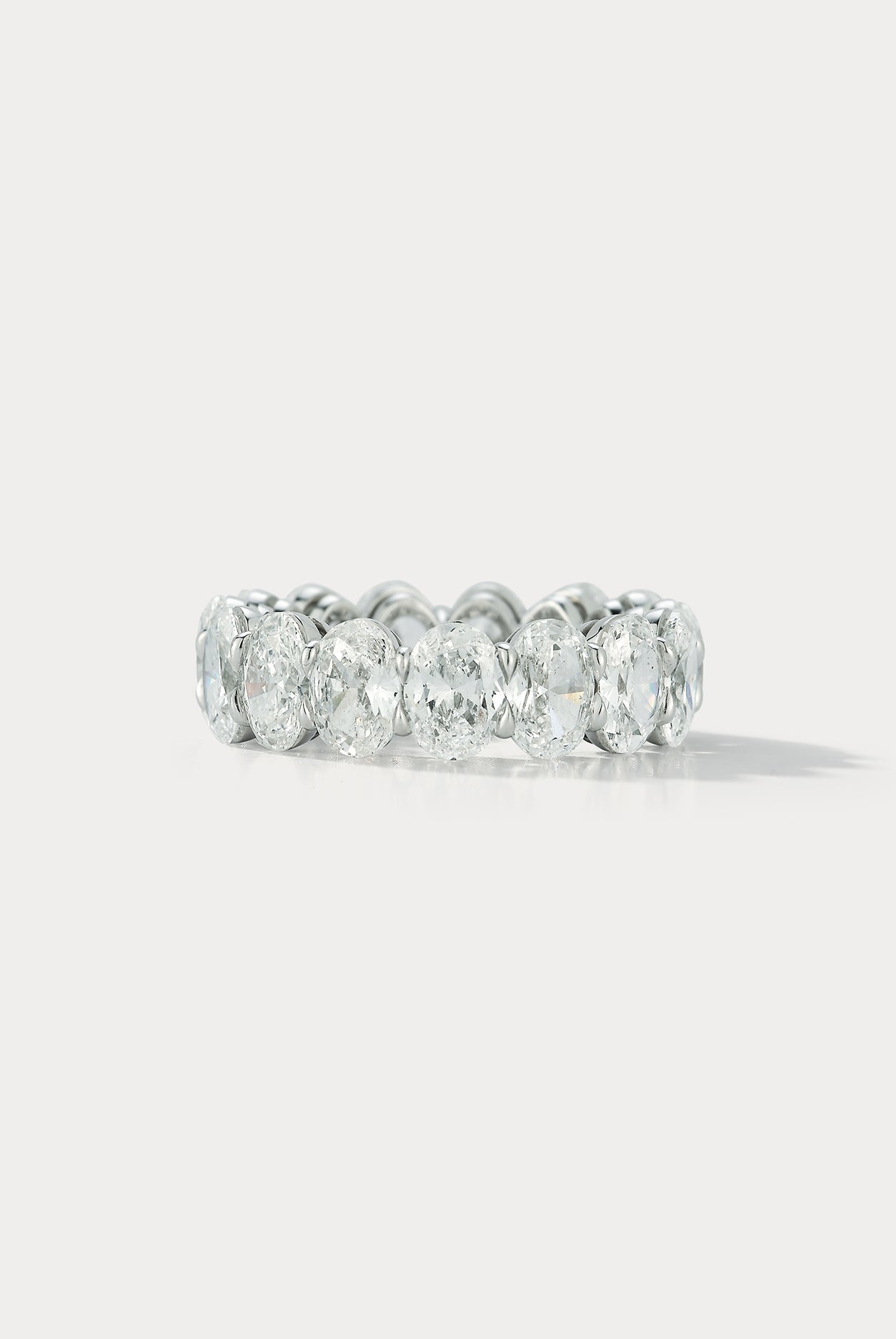 Platinum Oval Wedding Band - Ammrada