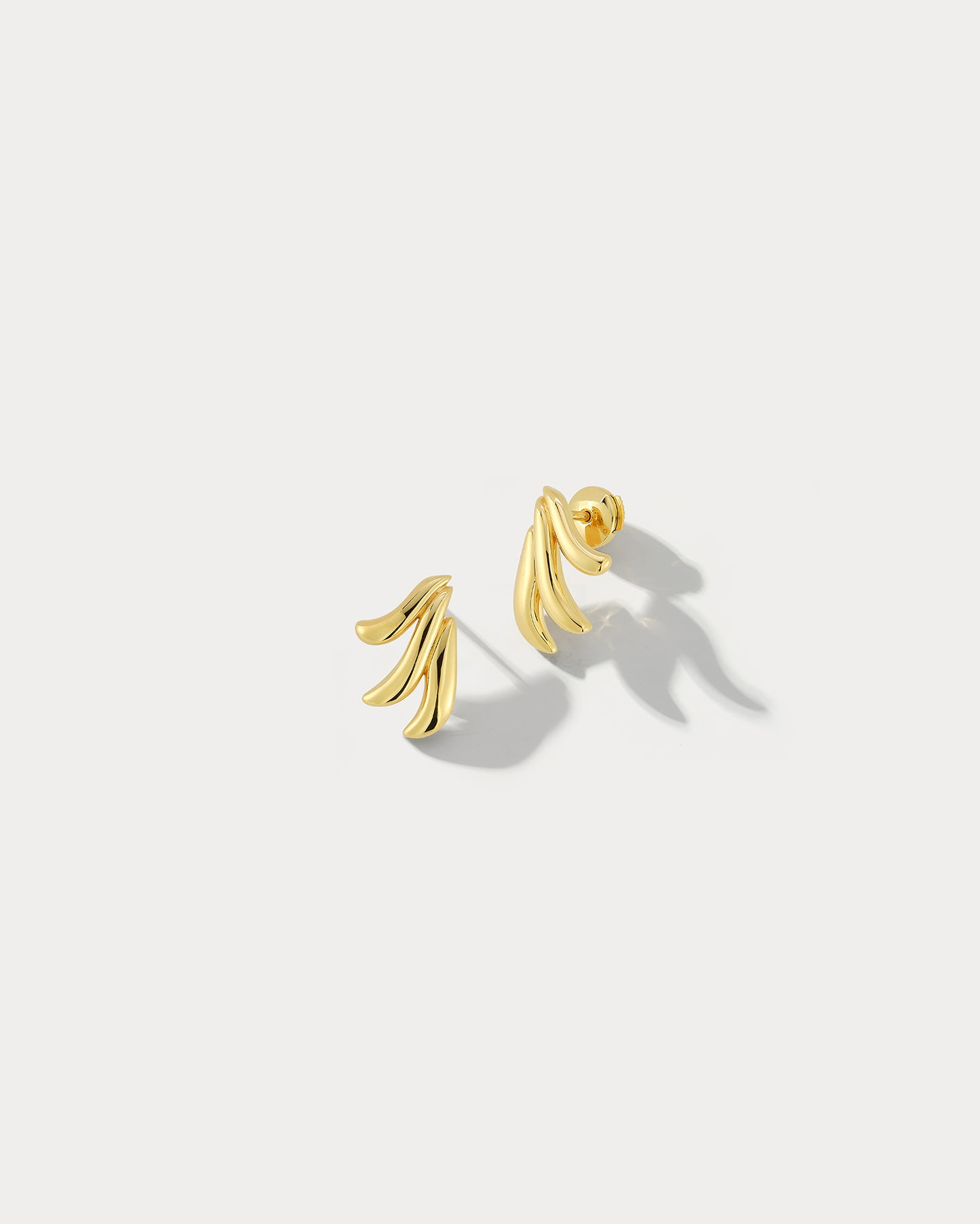 aspect earring by Ammrada