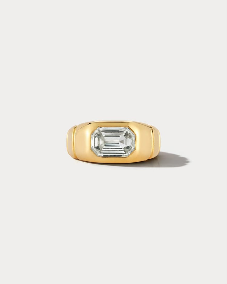 Ammrada Pinky Ring